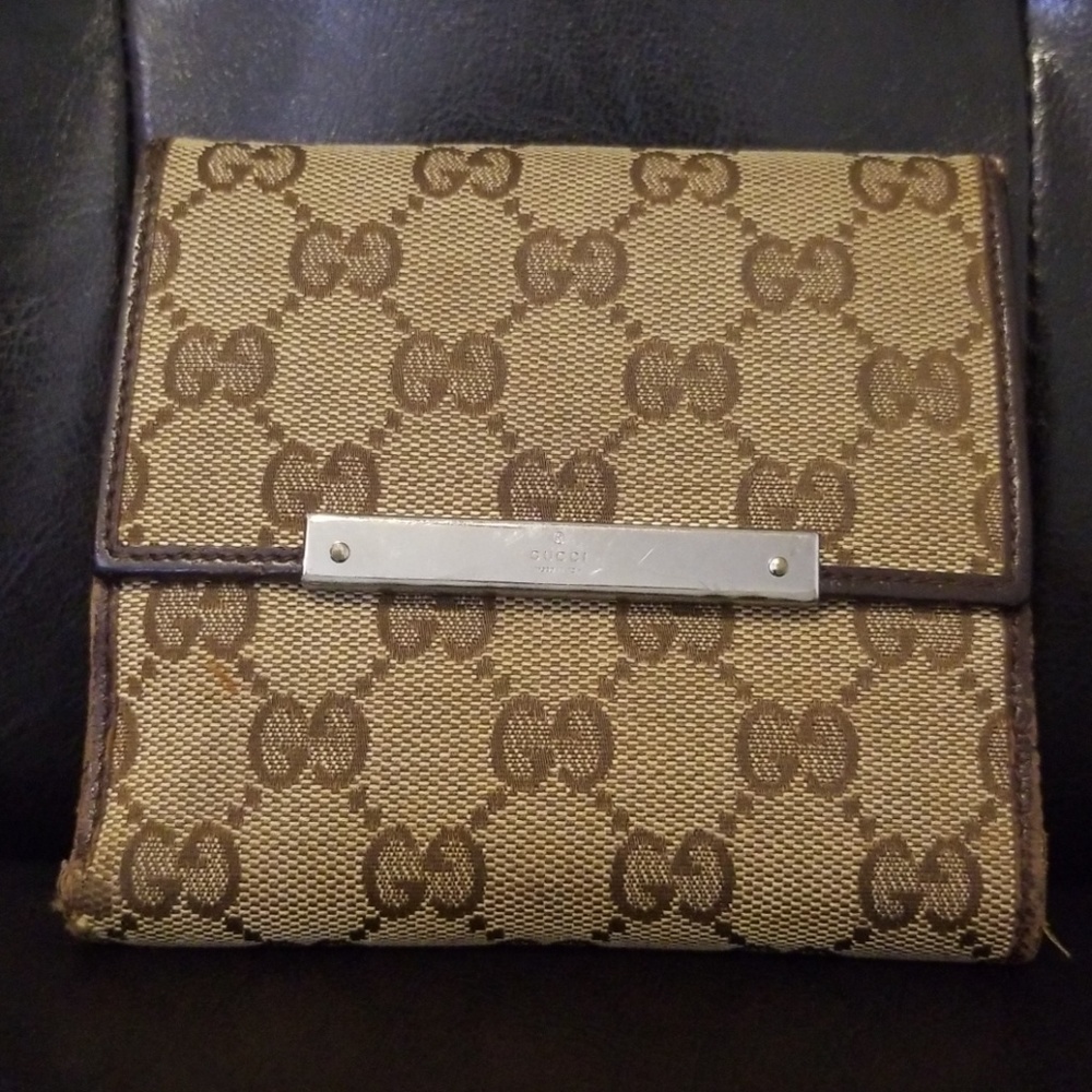 Gucci GG canvas wallet